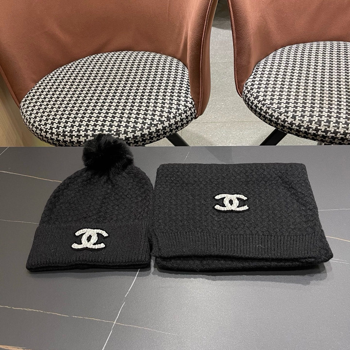 CC Hat Scarf Set Black Cable Knit Fur 481805