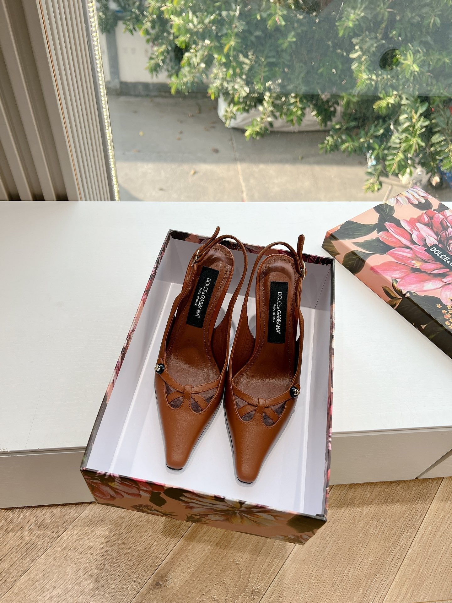 DC 25 Satin Slingbacks Brown Cowhide & Sheepskin 962755