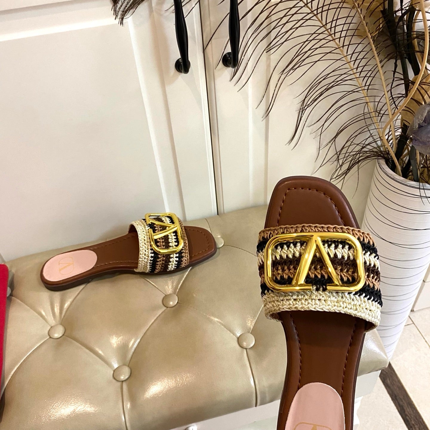 Vlogo Signature Slide Sandal 10mm With Crochet Embroidery