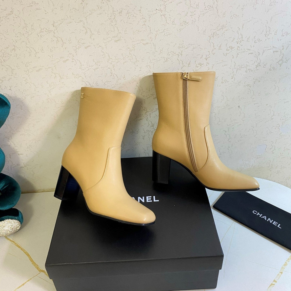 CC 26s High Boots 7.5cm Ankle Boots Beige Calfskin 126164