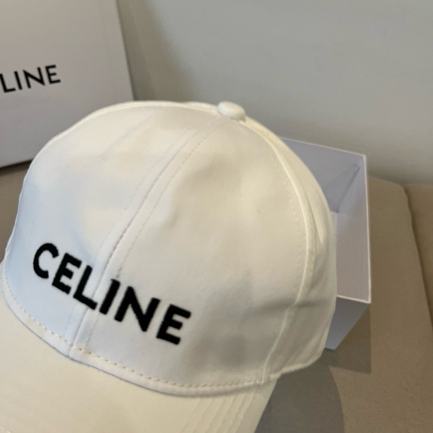 BASEBALL CAP MODEL 650192 IN WHITE FABRIC