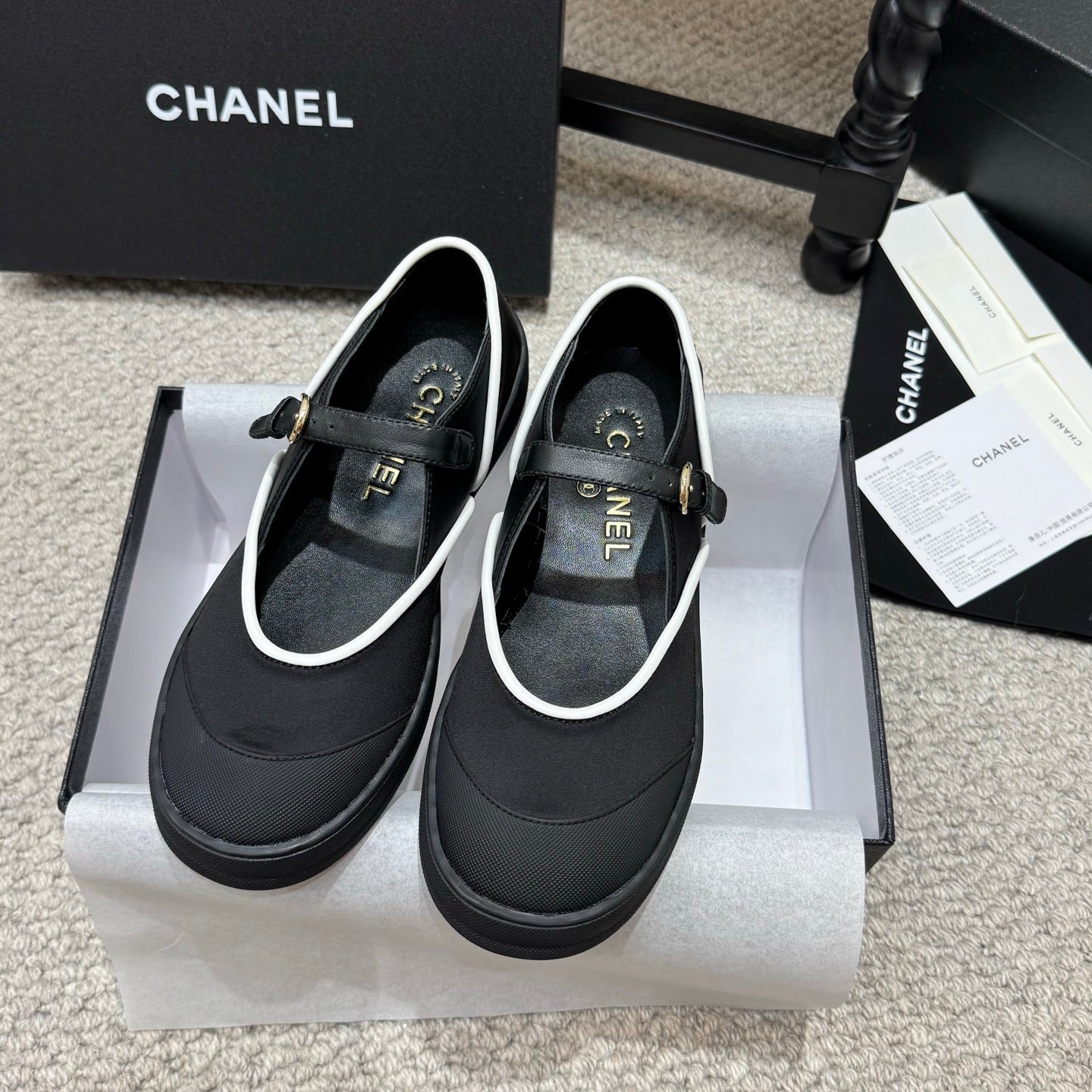 CC 26s Coco Beach Mary Janes Black Fibers Rubber 767080