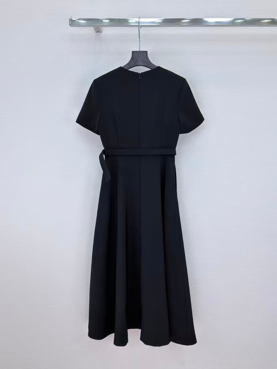 CD Mid-Length Belted Dress Black Wool and Silk