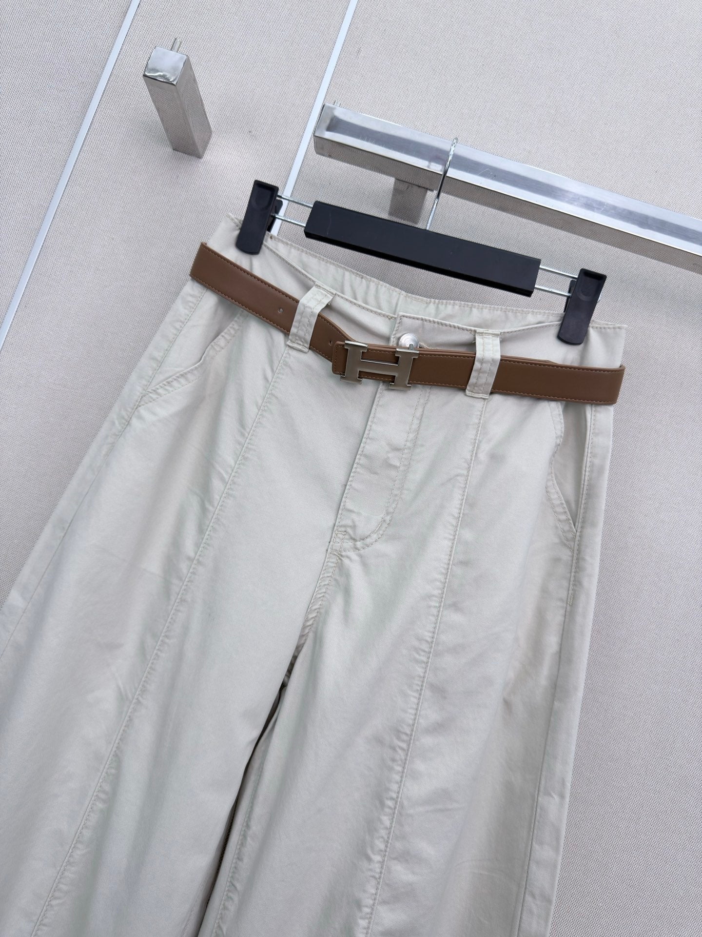 HM Wide-Leg Trousers With A Custom Leather Belt Cream Cotton 379624