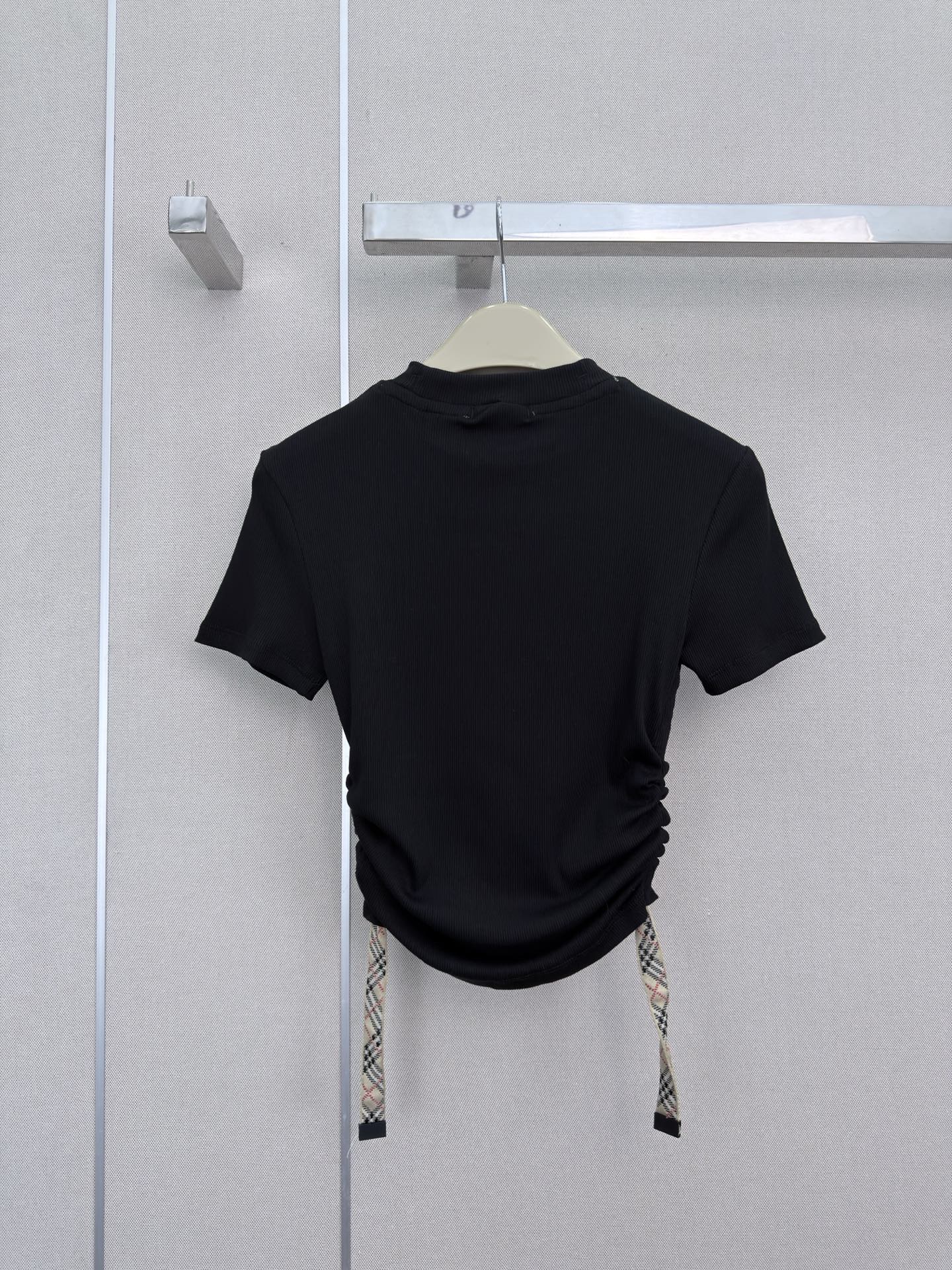 Burberry Equestrian Knight T-Shirt Black Cotton