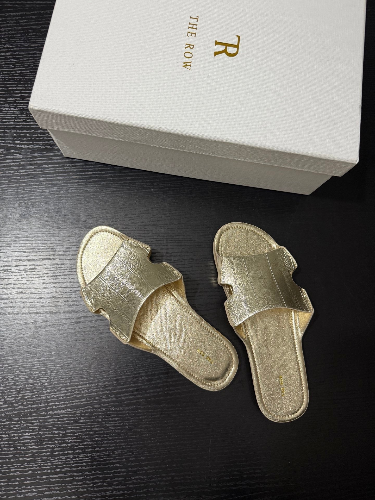 The Row Sandal Gold Metallic Cowhide 334156