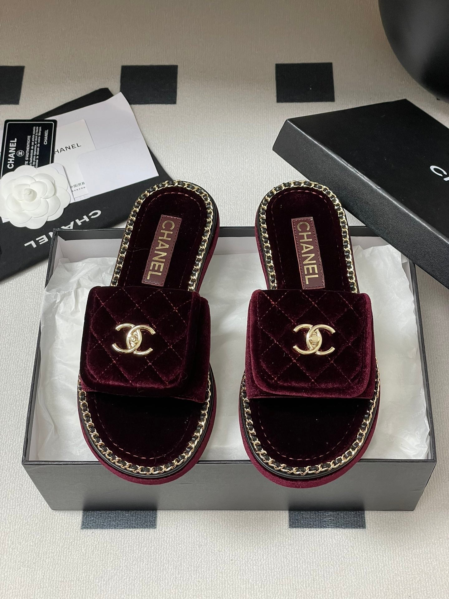 CC 25S Chain Ring Edge Buckle Bag Mule Sandal Wine Velvet 247584