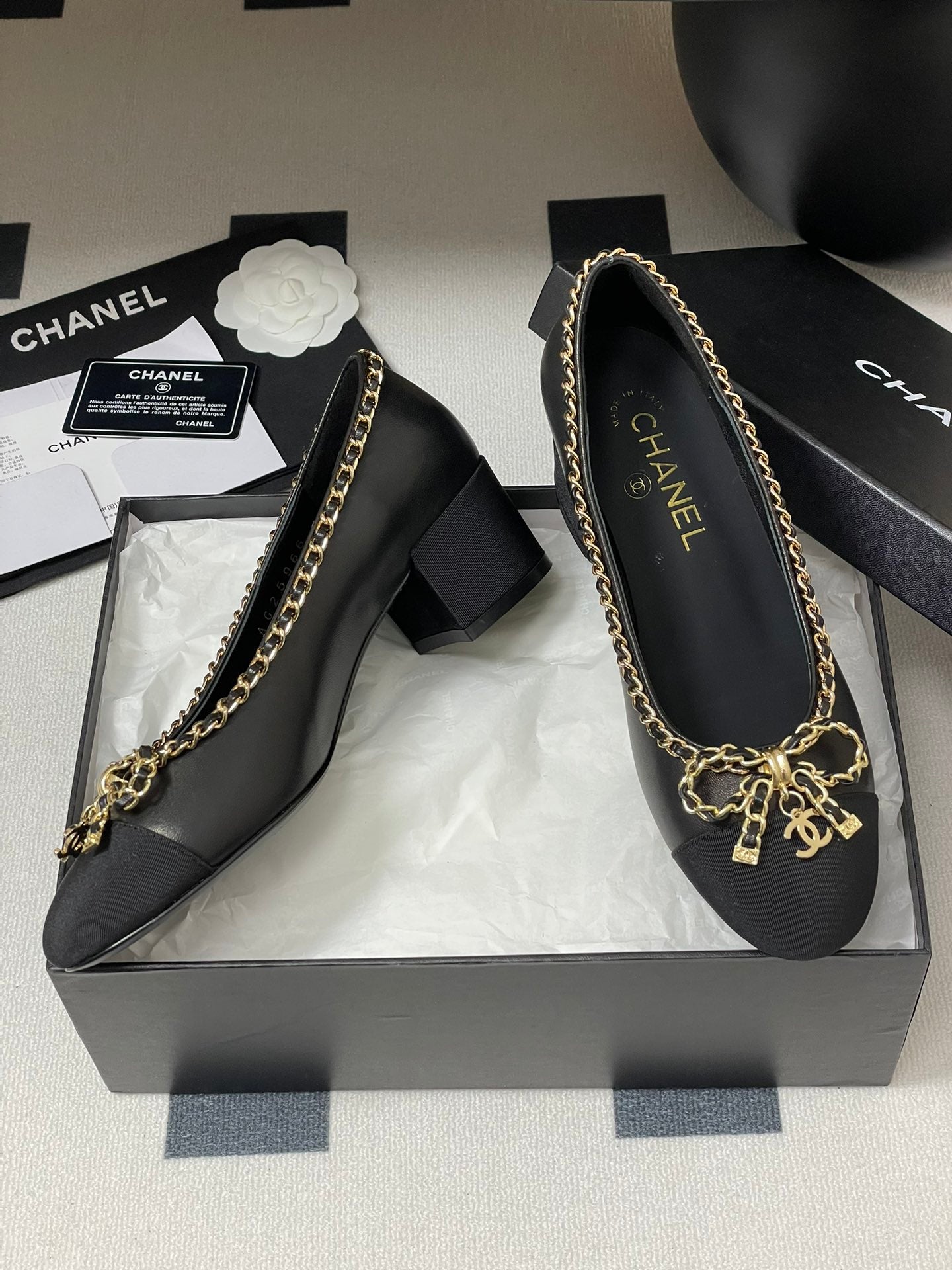 CC 25S 60mm Chain Bow Single Pumps Black Sheepskin Grosgrain 247664