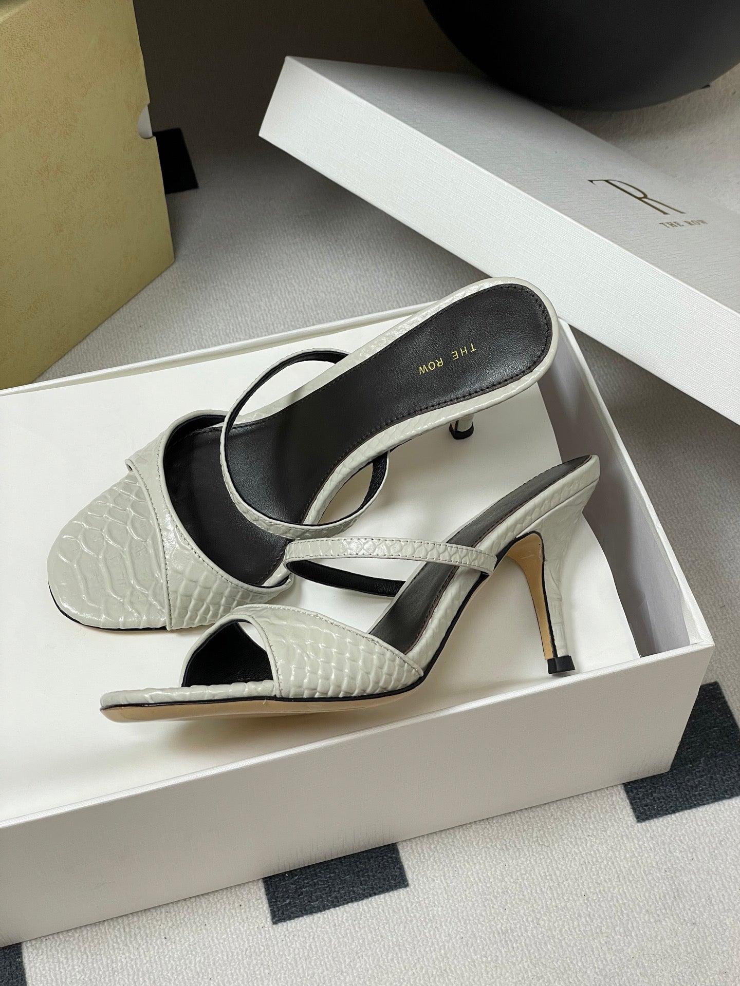 The Row 25S Strap High Heel Mule Sandals 85mm White Snake Pattern Cowhide 286204