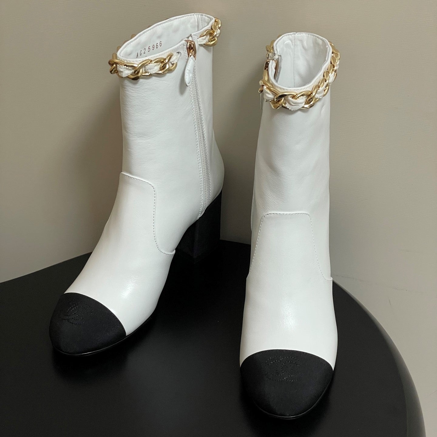CC 25B Chain Short Boot 70mm Black White Denim Cowhide 423148