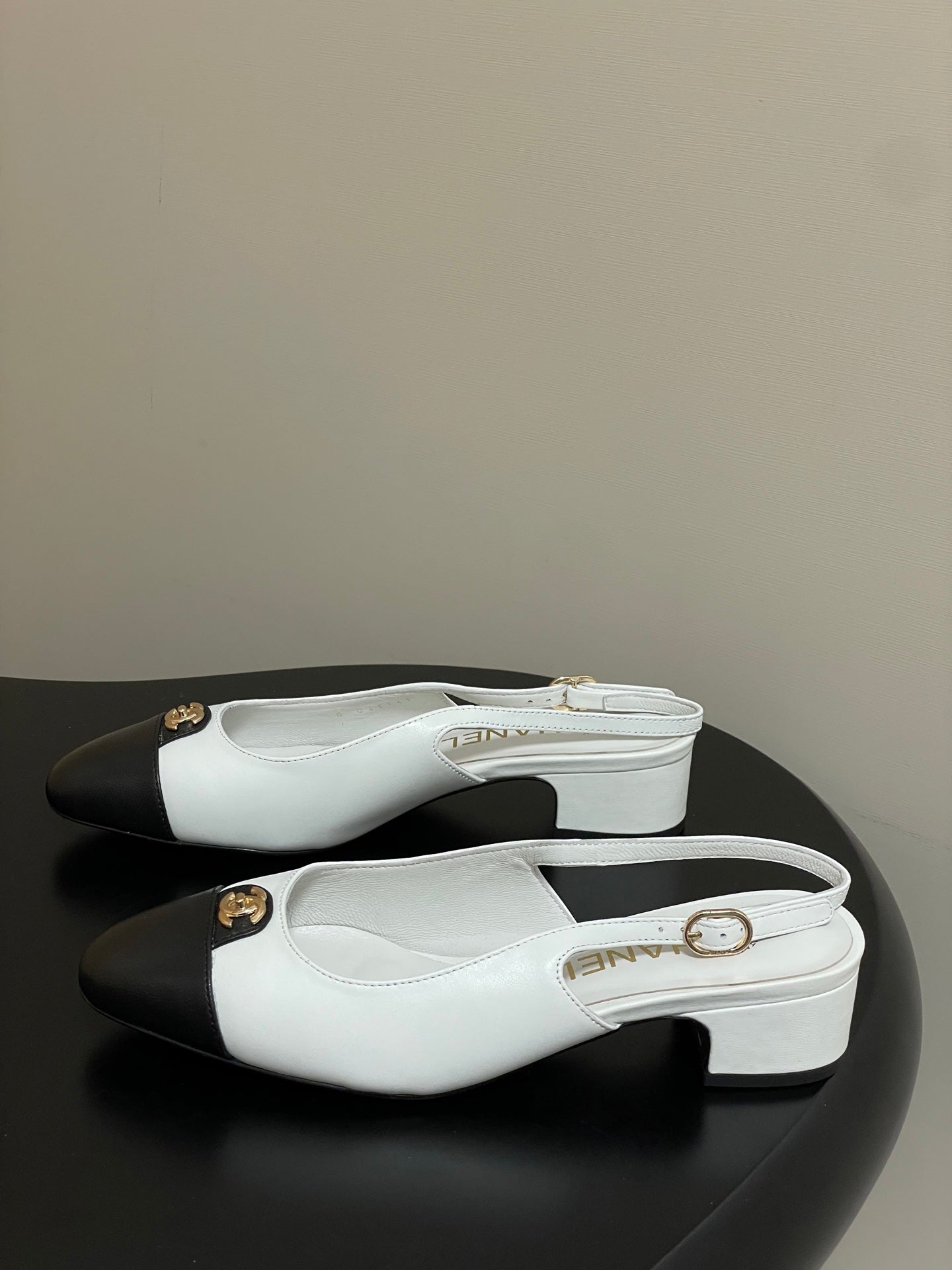 Chanel 25 Slingback 30mm White Black Lambskin 473214