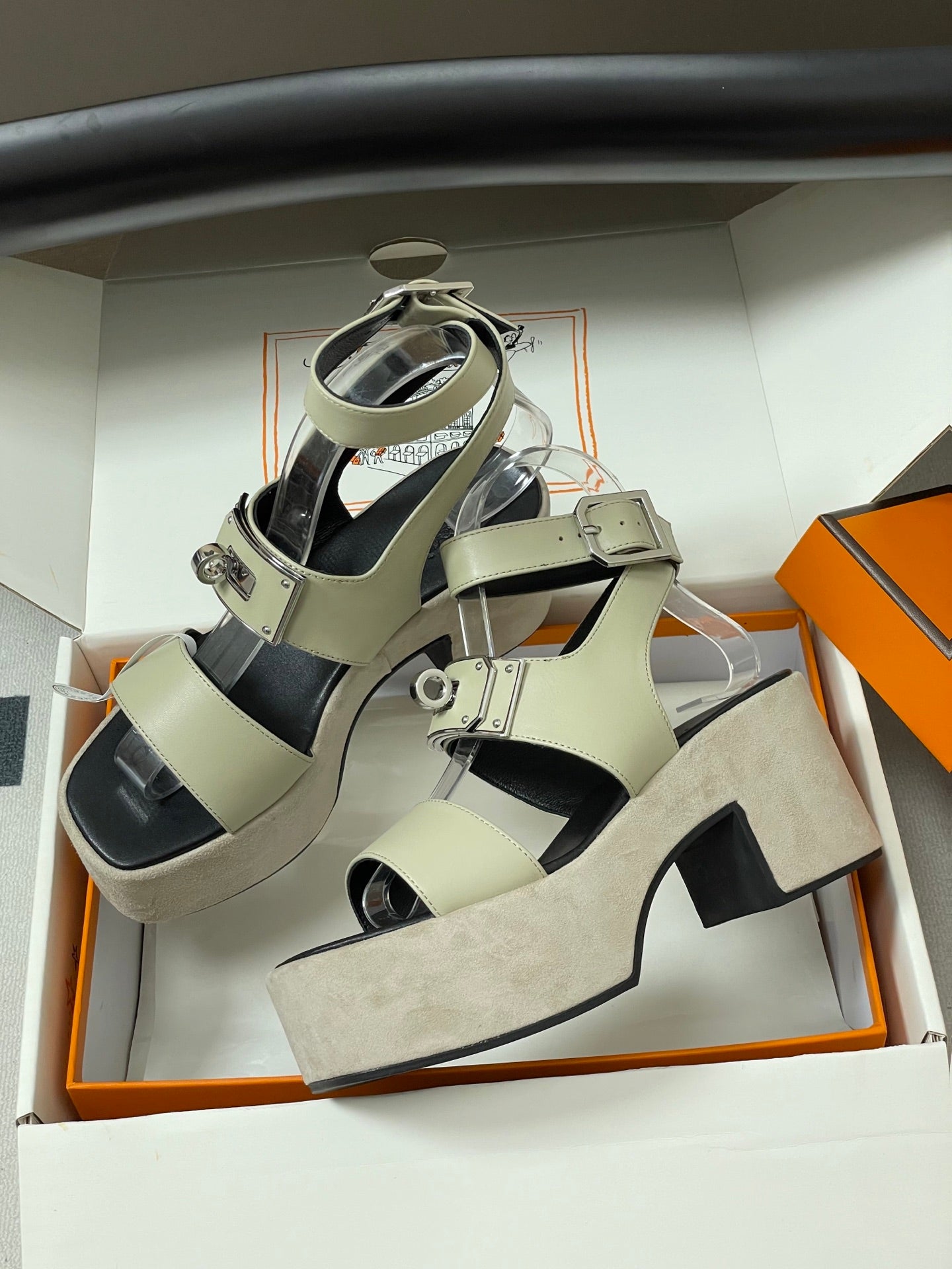 HM Lola 35 Heeled Sandals Taupe Goatskin 534764