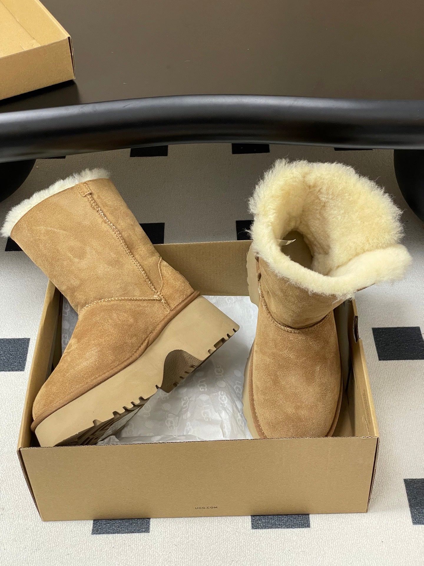 UGG Esmee Boot 70mm Light Brown White Wool Suede 522218
