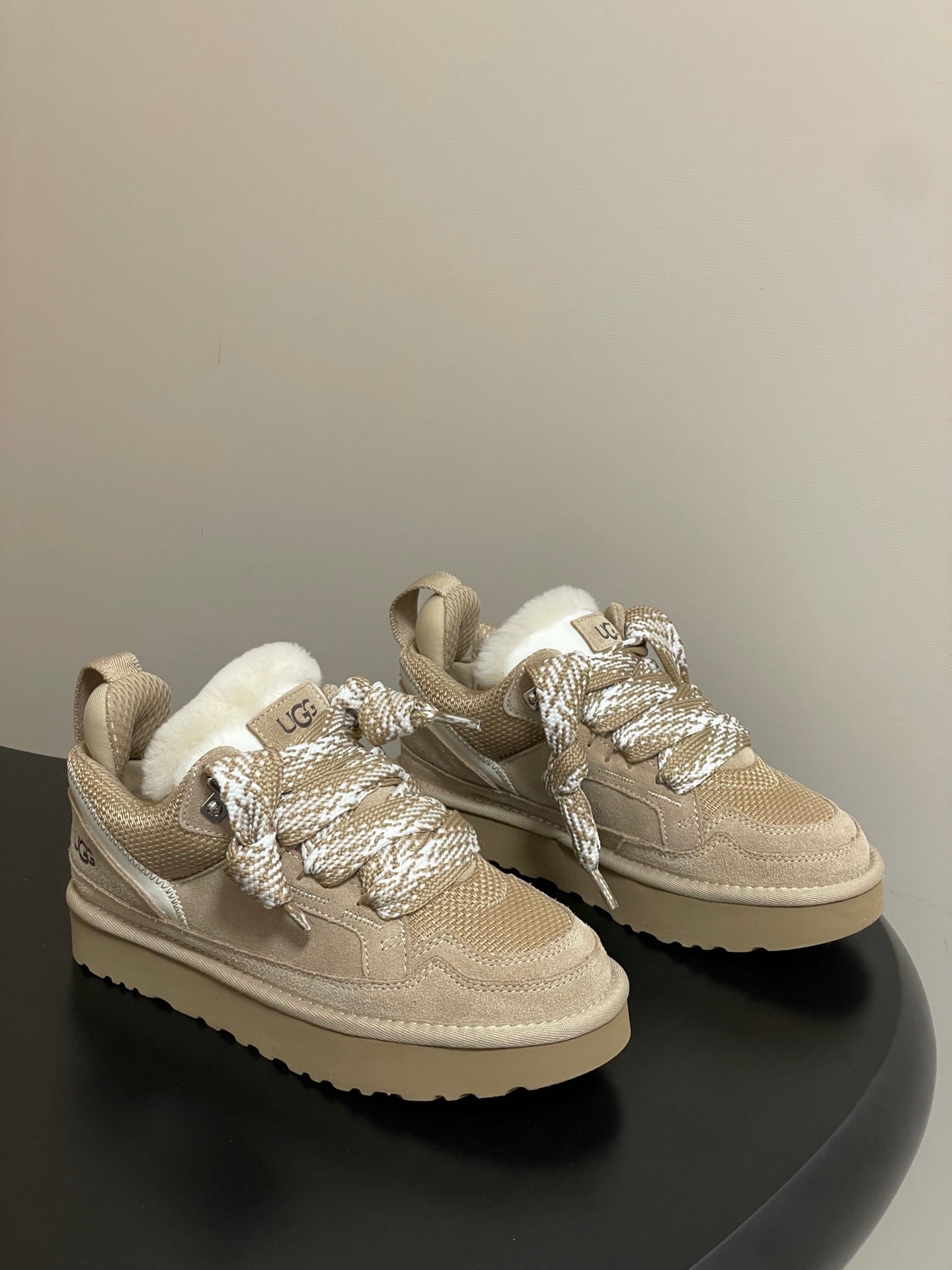 UGG Lowmel Sneaker Khaki Suede Mesh 522212