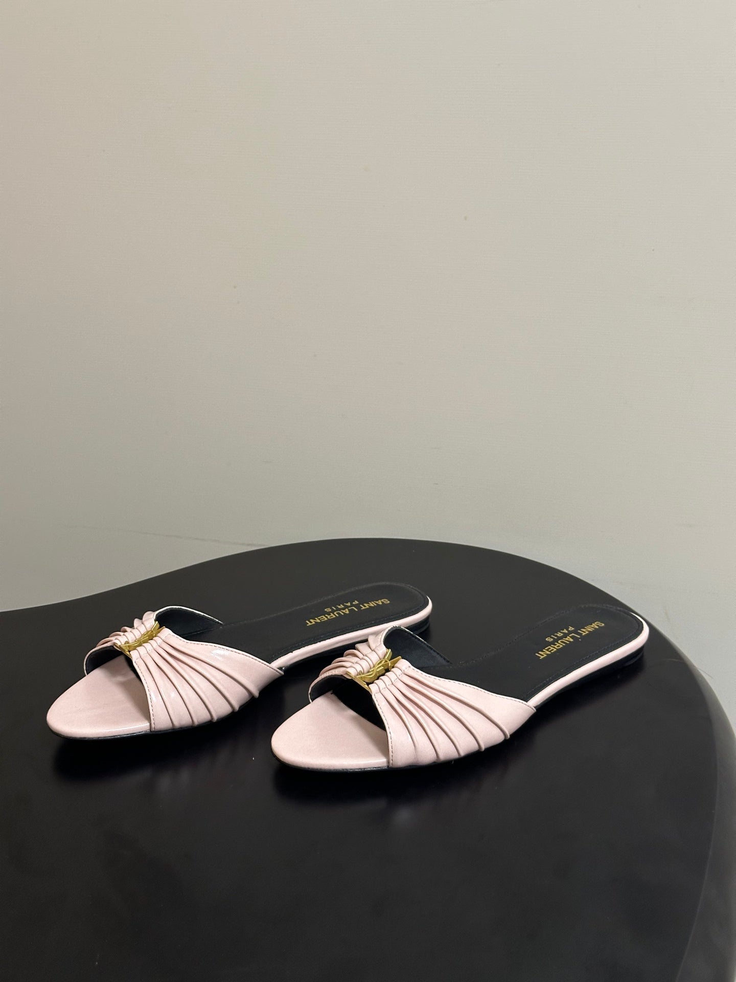YSL Babylone Slides Light Pink Glossy Leather 835192