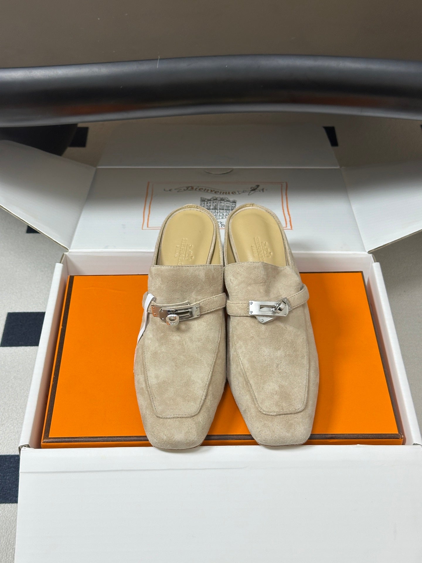 HM Blossom Mule 65mm Khaki Suede 902904