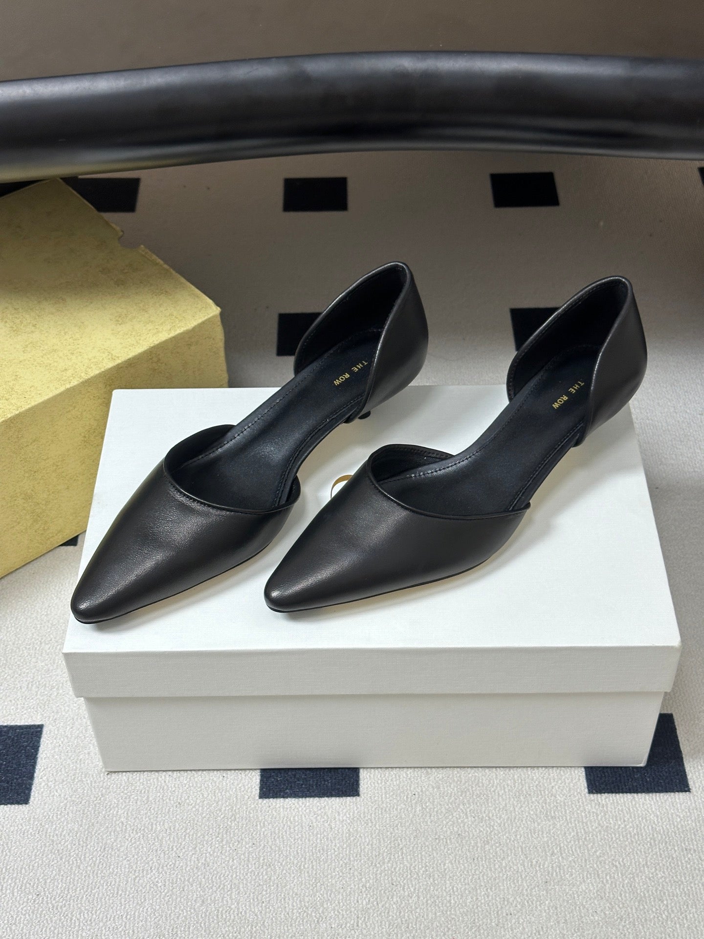 The Row Liisa Kitten D'orsay Pumps Black Leather 934138
