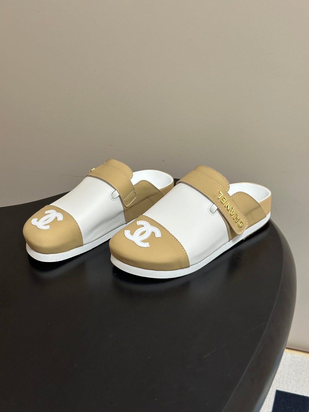 CC 26s Pool Slides Beige White Lambskin 952556