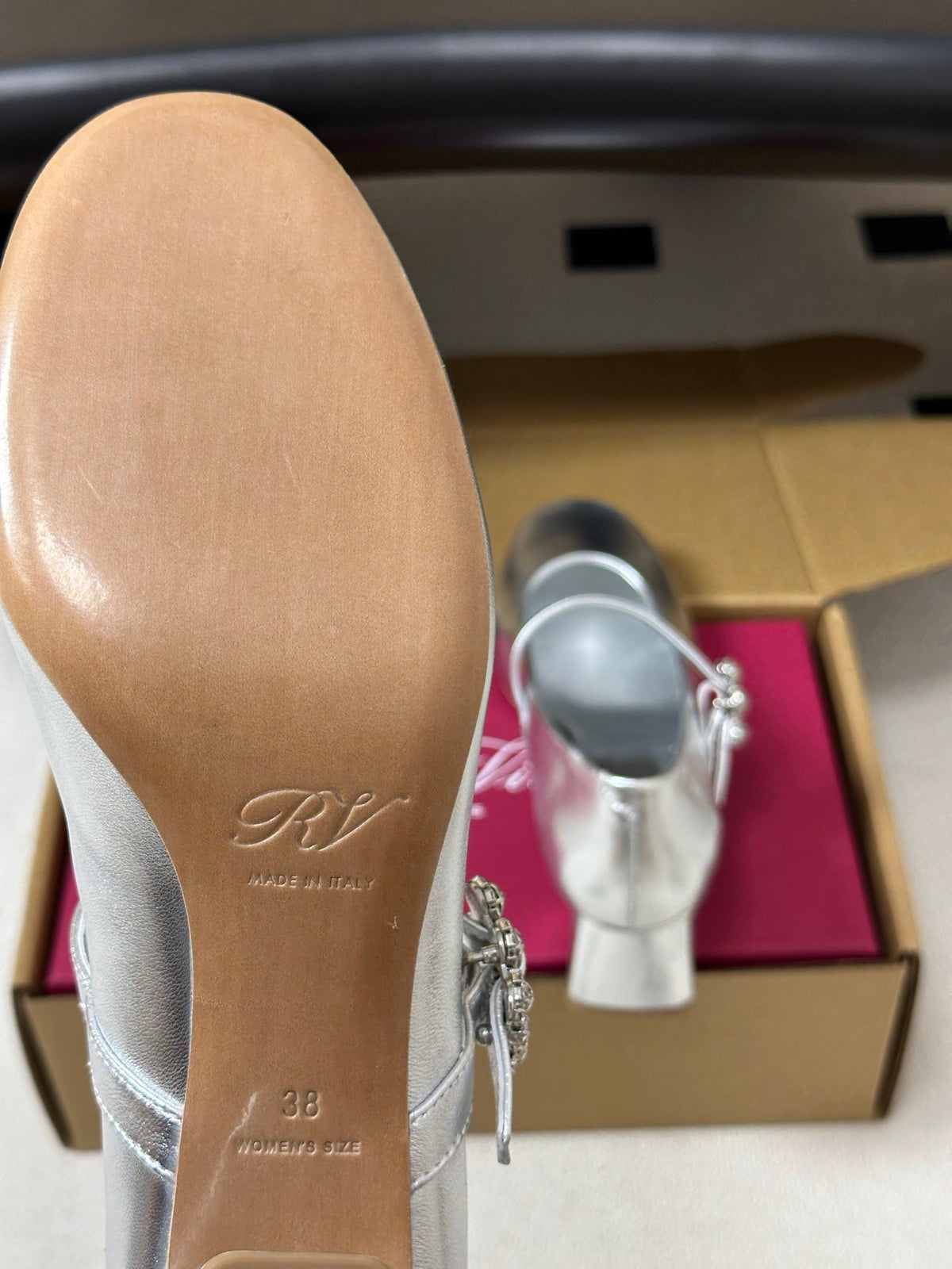 RV 26s Efflorescence Mary Jane Pumps 4.5cm Silver Metallic Leather 119460