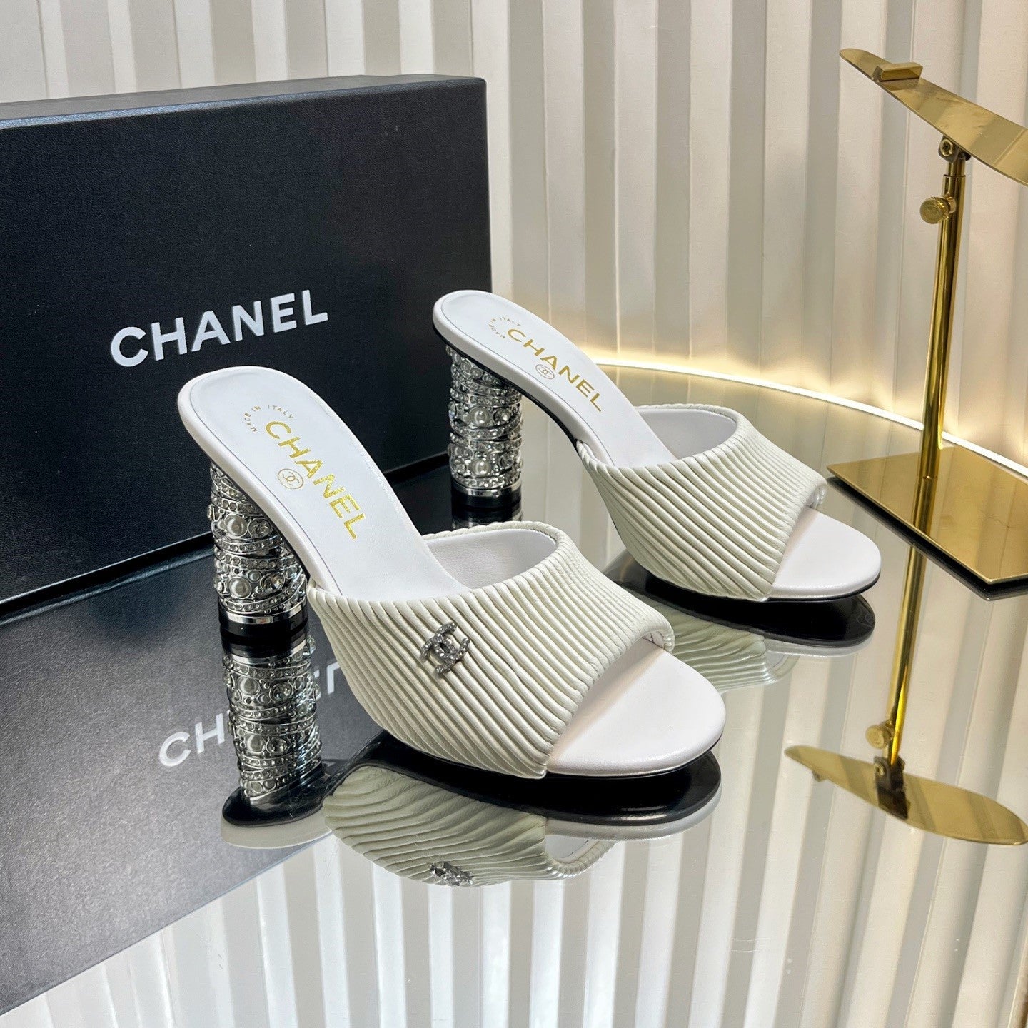 CC 26P Mule Sandals 8cm White Leather 767857