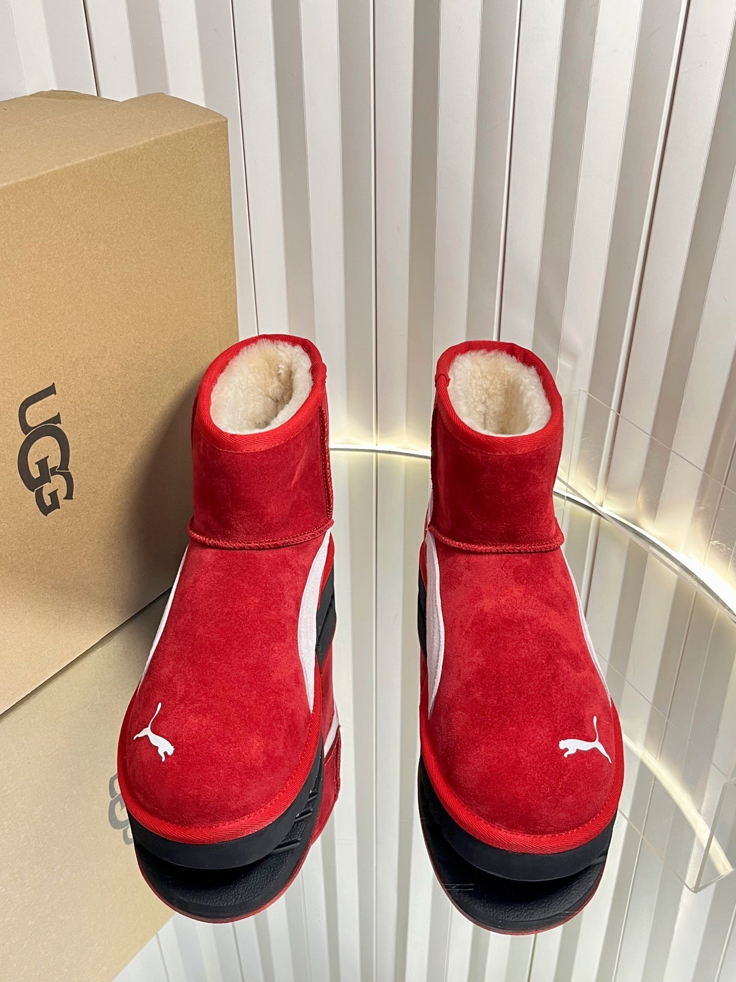 UGG x Puma Boots Red Suede 548548