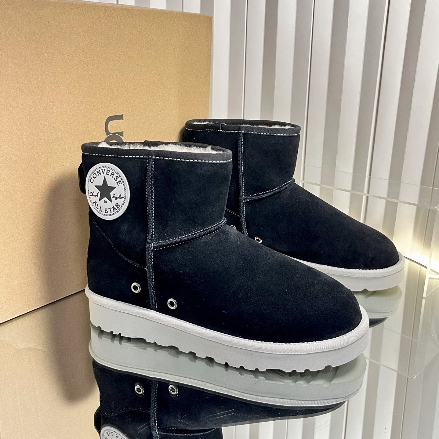 UGG x Converse Boots Black Suede 548552