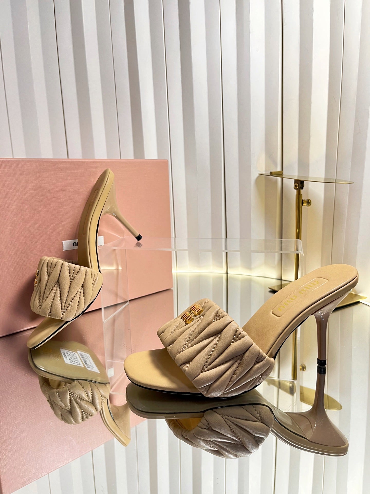 Miu 26s Padded Matelasse Mule Heels 85mm In Beige Calfskin Gold Hardware