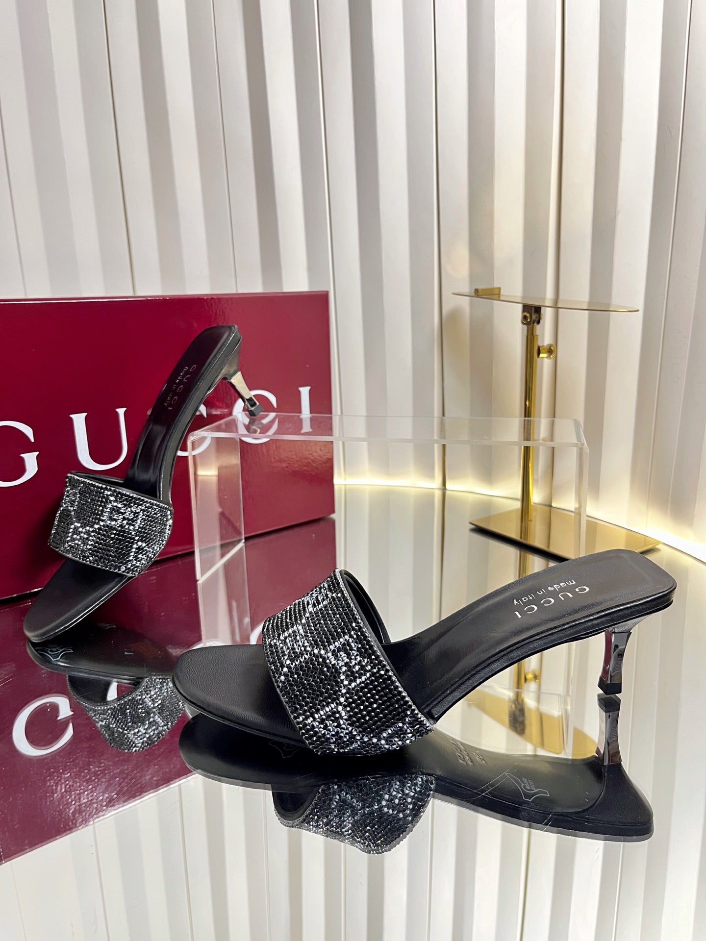 GG 26s Bombshell Crystal Sandal 5cm Black Mesh Leather 768159