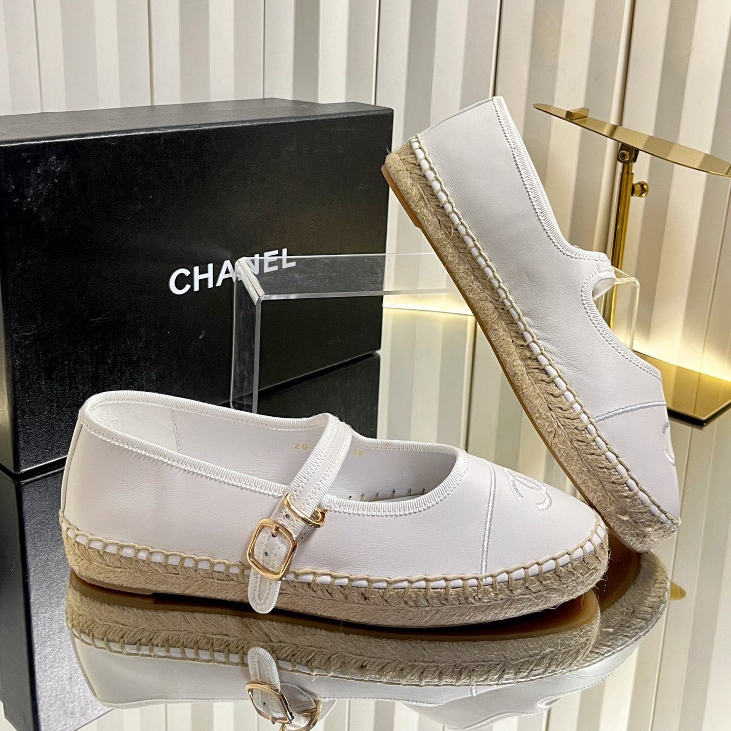 CC 26s Espadrille Mary Jane Shoes White Lambskin