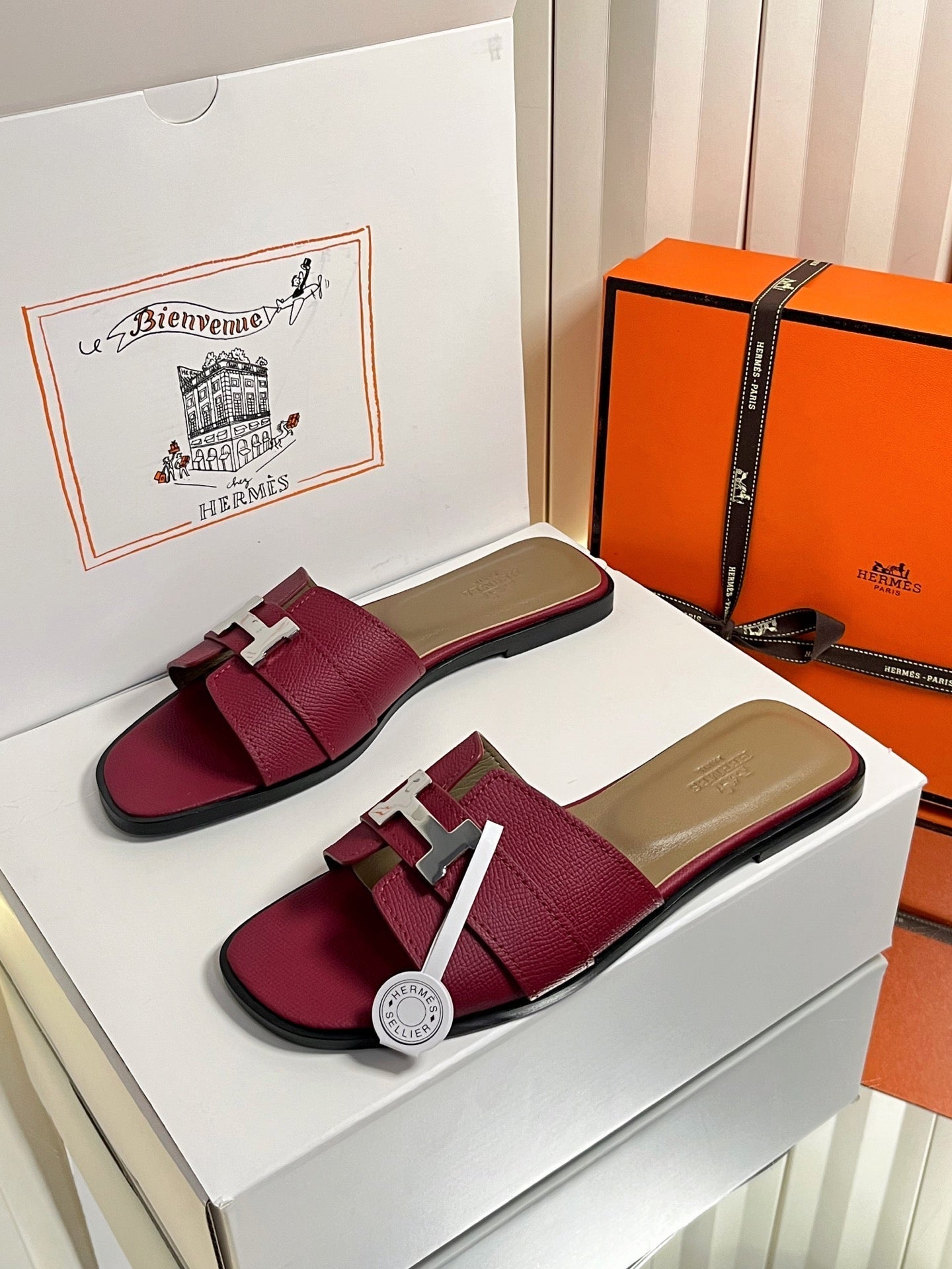 HM 26s Oran Sandals In Burgundy Red Epsom Calfskin Silver Hardware