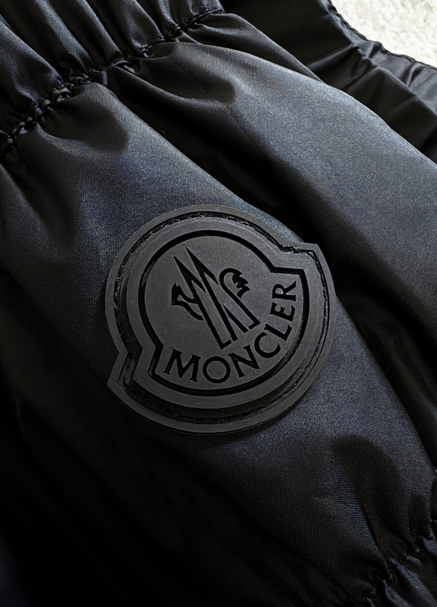 Moncler 2025 Apriate Vest Black Polyester Down