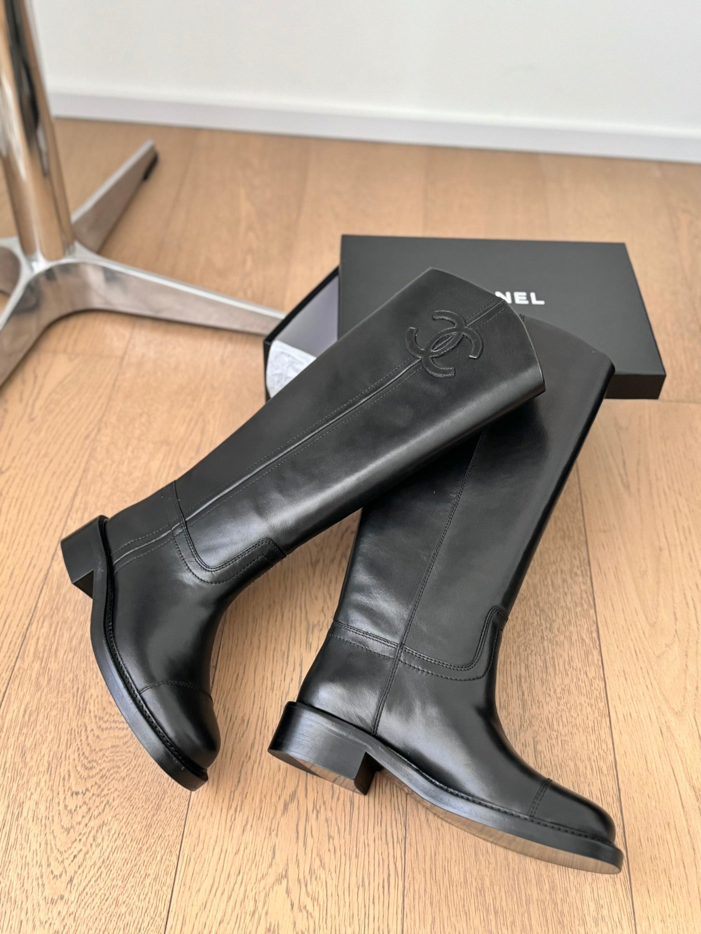 CC Knight Martin boots Black Calfskin and Lining Lambskin