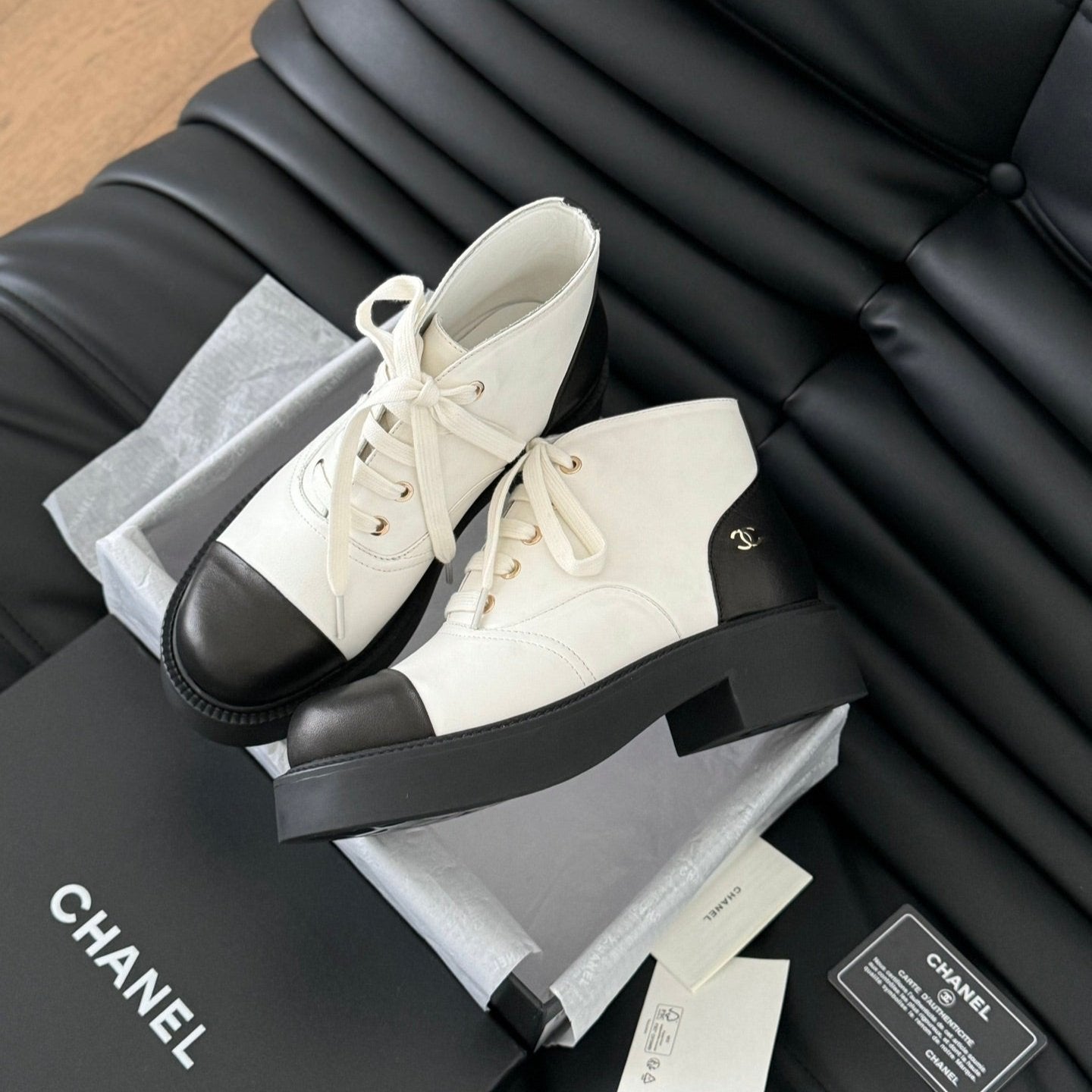 CC Ankle Boots White Mix Black Calfskin 937066