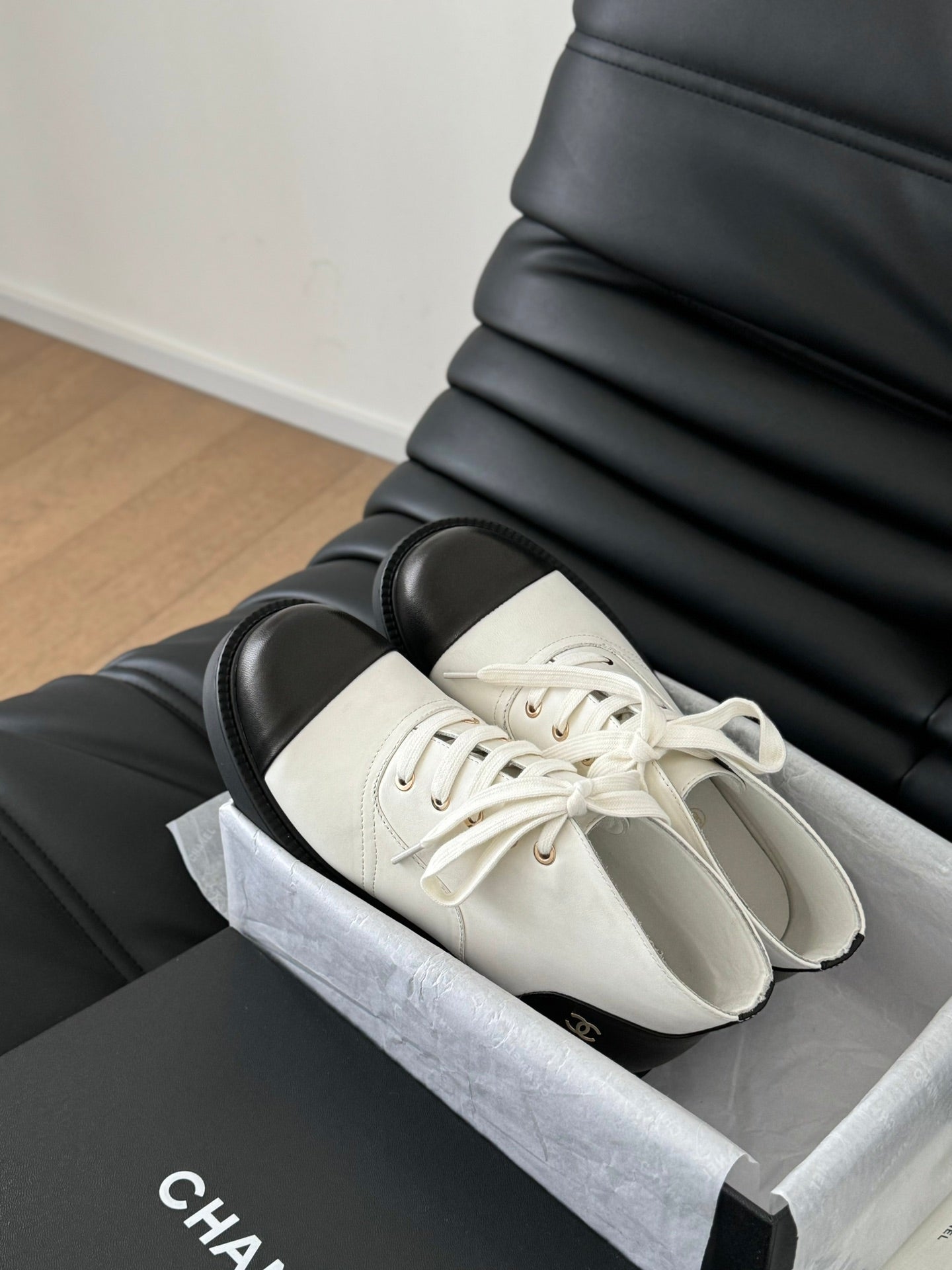 CC Ankle Boots White Mix Black Calfskin 937066