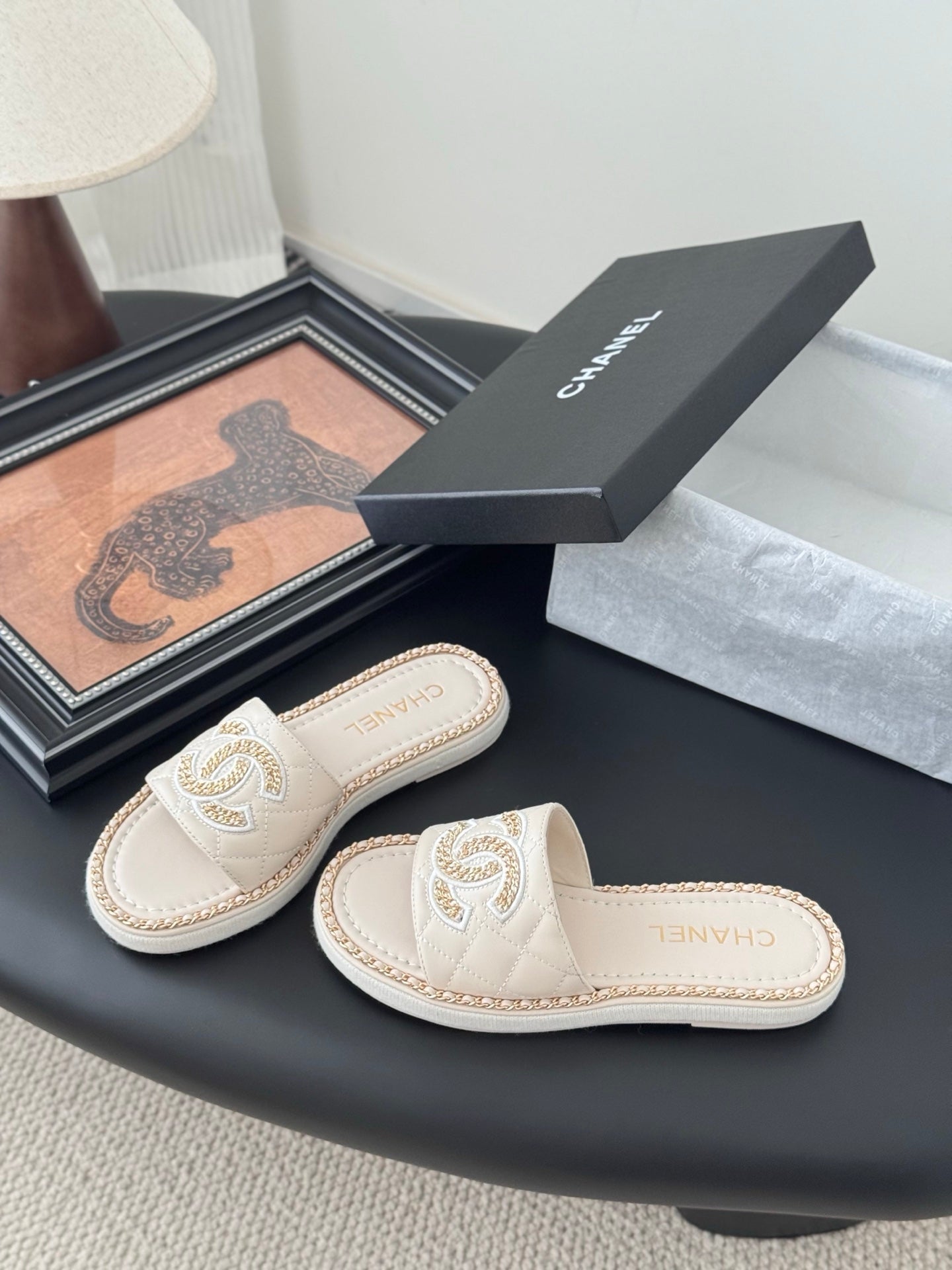 CC Slipper In Light Beige Calfskin Mix Chain Base