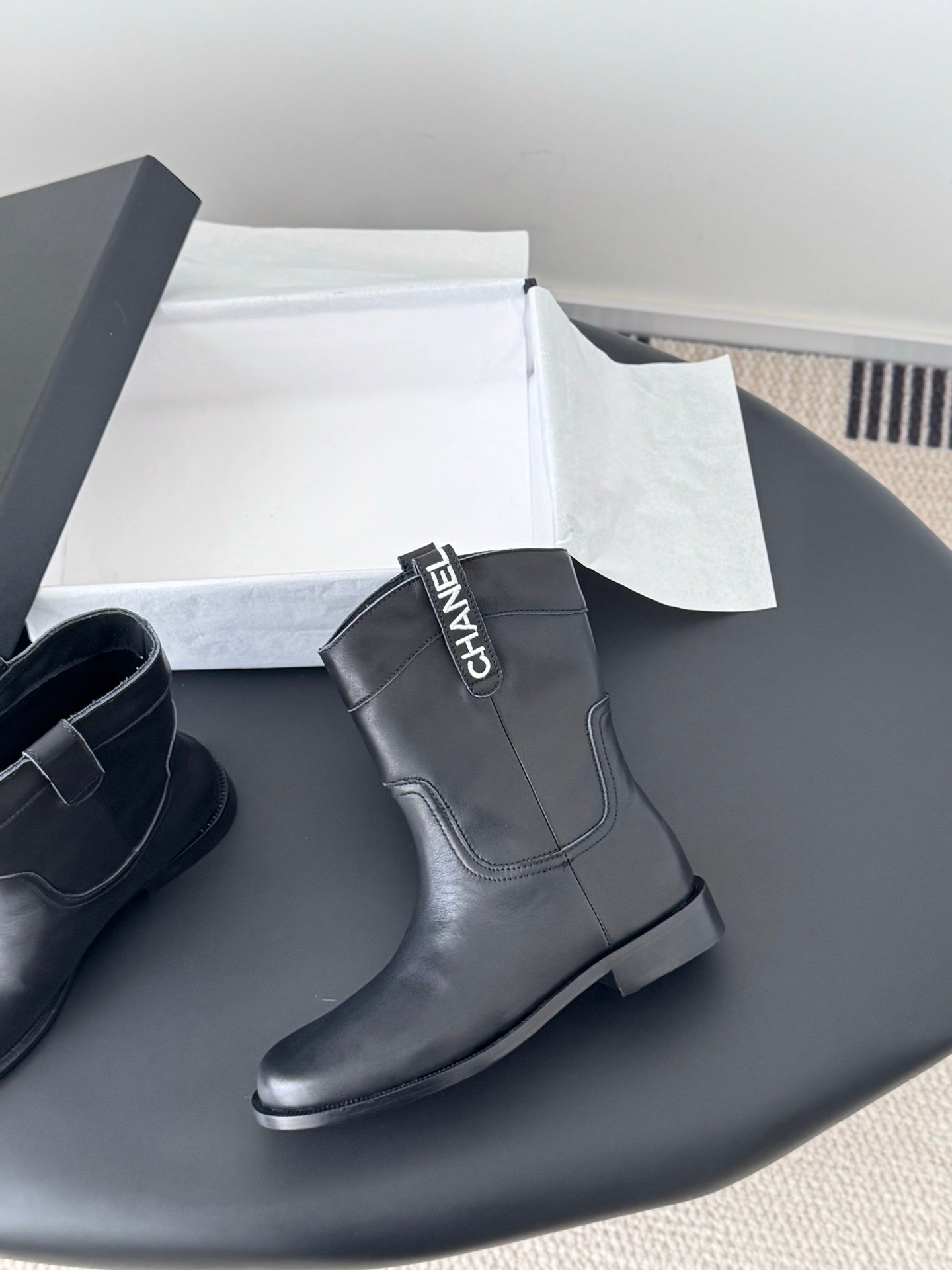 CC 25A Métiers d'Art Ankle Boots Black Cowhide 540759