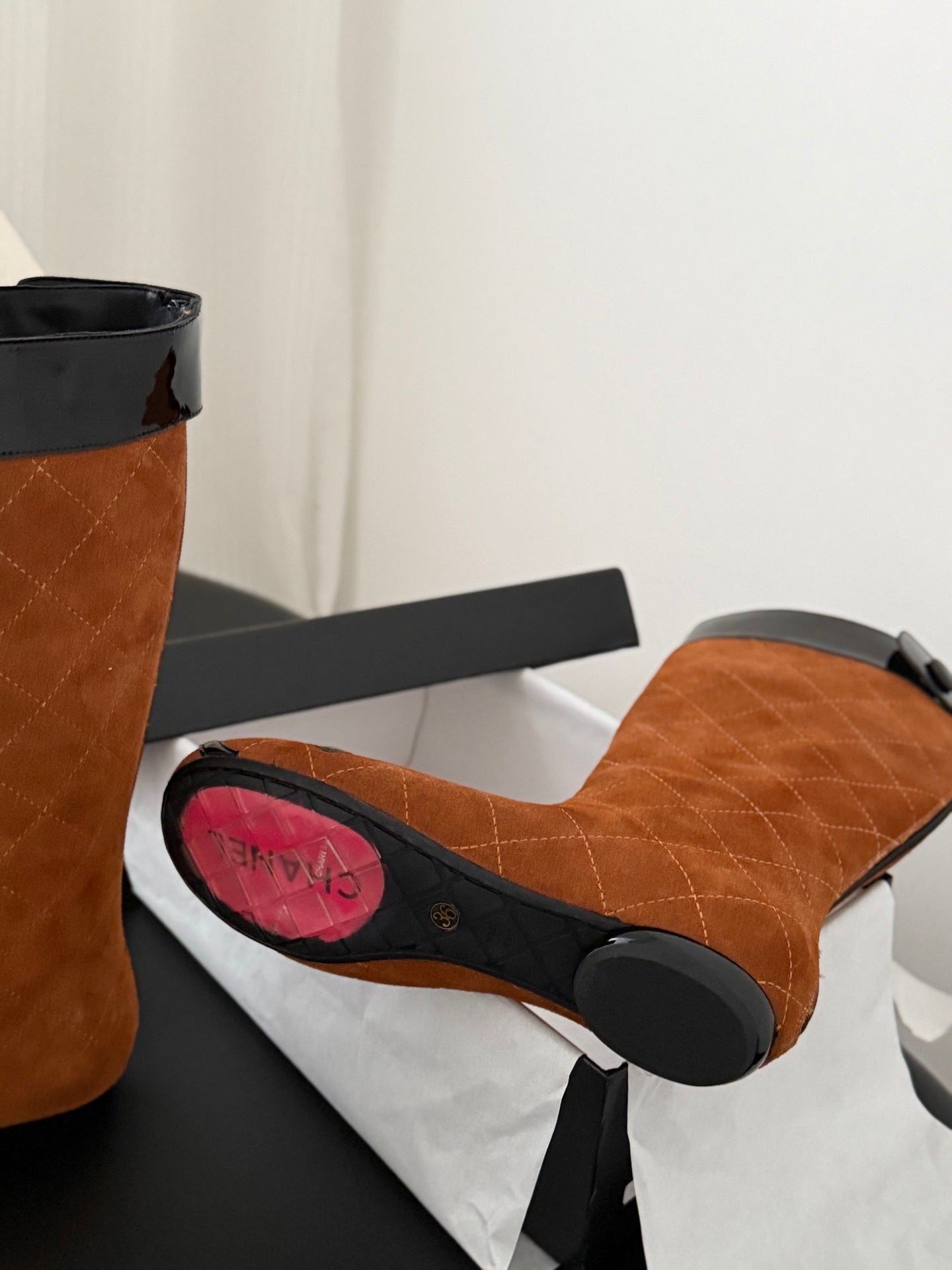 CC Cambon Mid-Calf Boots Brown Black Suede Patent Leather 540771