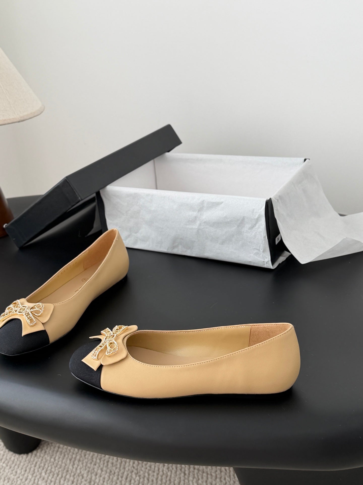 CC 26K Bow Ballet Flat Beige Black Lambskin Canvas 670828