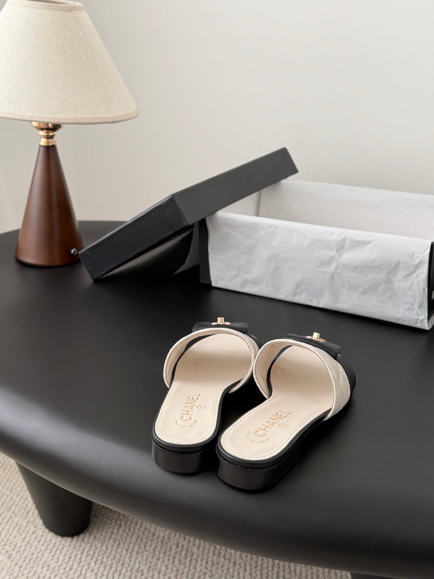 CC 26C Slippers White Quited Lambskin 670606