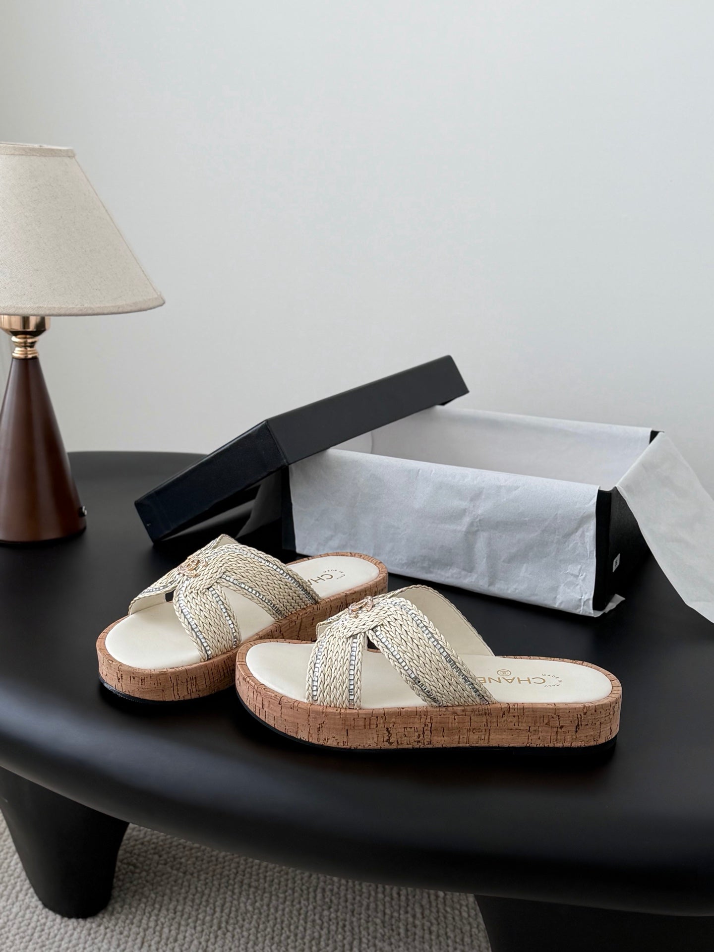 CC 26s Sandals White Raffia Sheepskin 670373