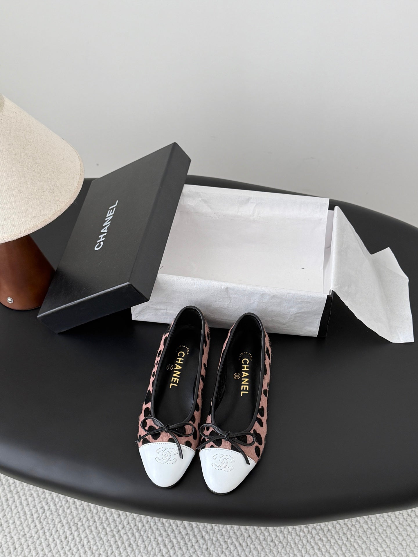 CC 26s Ballerina Flats Black Muted Pink Pony Hair Calfskin 914545
