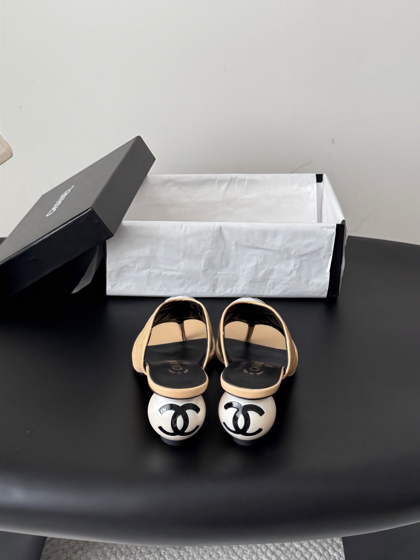 CC 26s Thong Sandals Spherical Heel Beige Sheepskin 964992