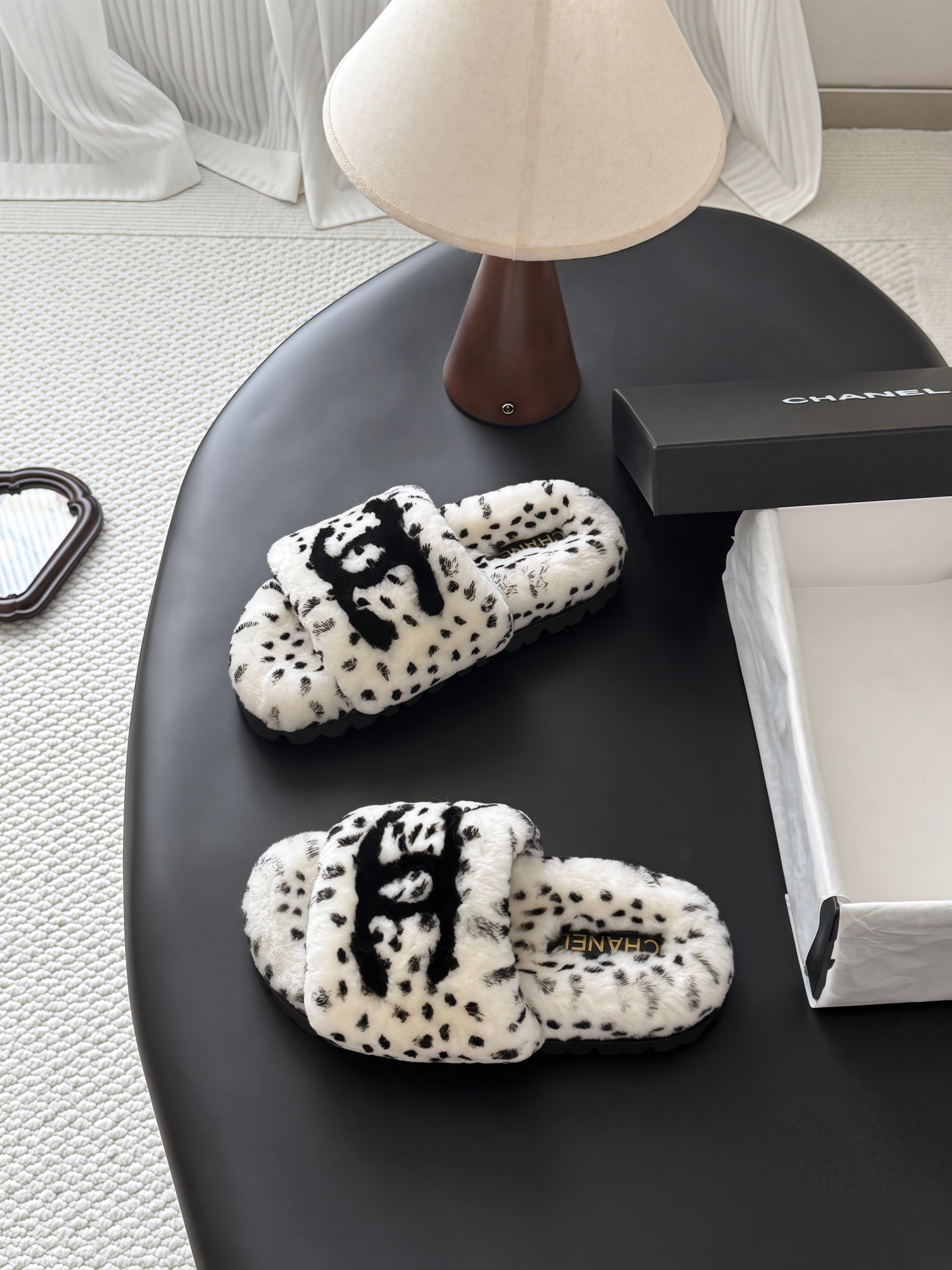 CC 26s Slides Black White Dalmatian Print Shearling 969714