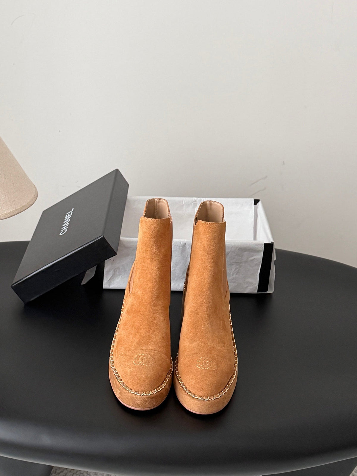 CC 26s Chelsea Ankle Boots Brown Suede 122416