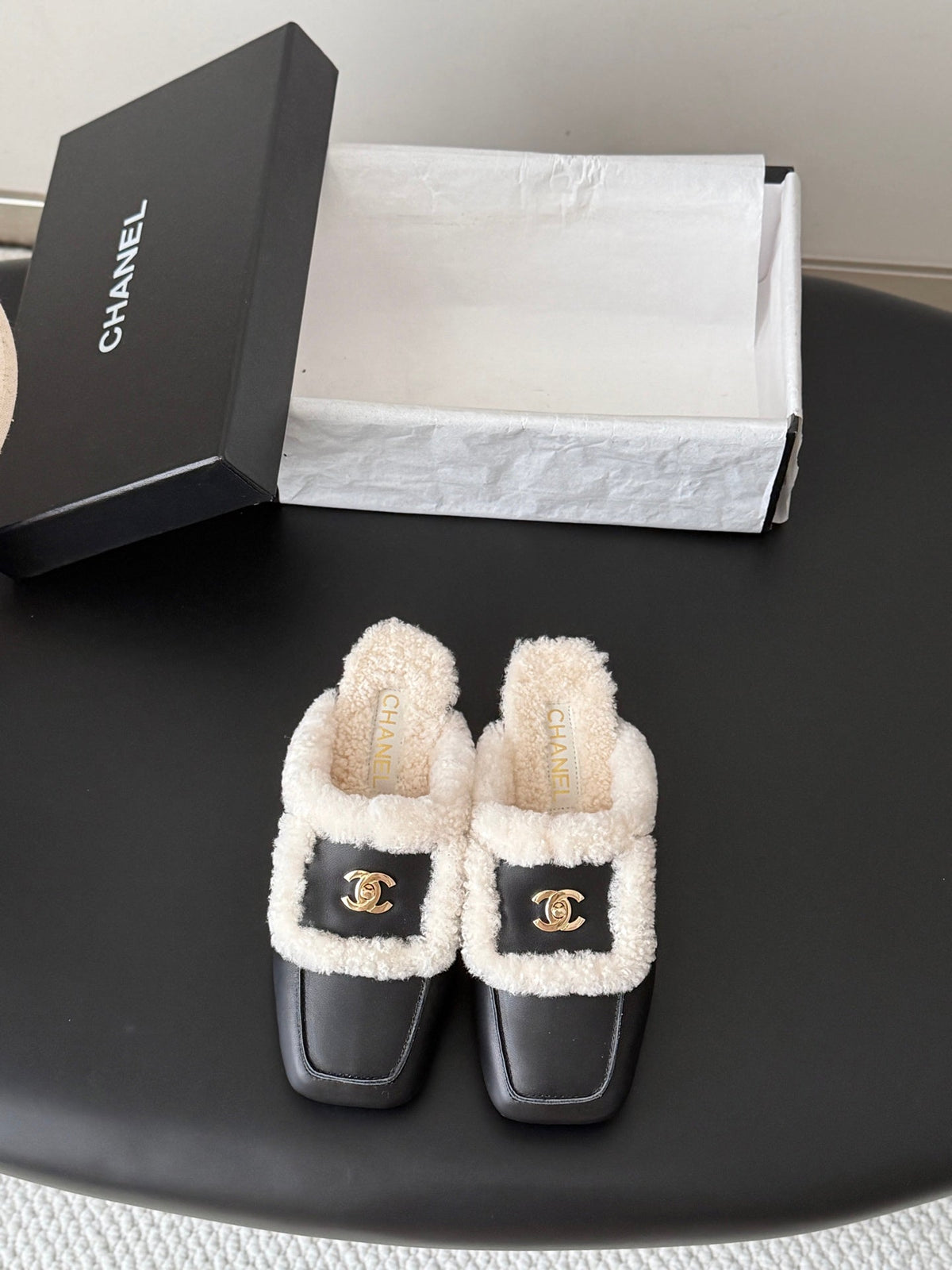 CC 26s Shearling Trim Leather Mules Black Gold 127806