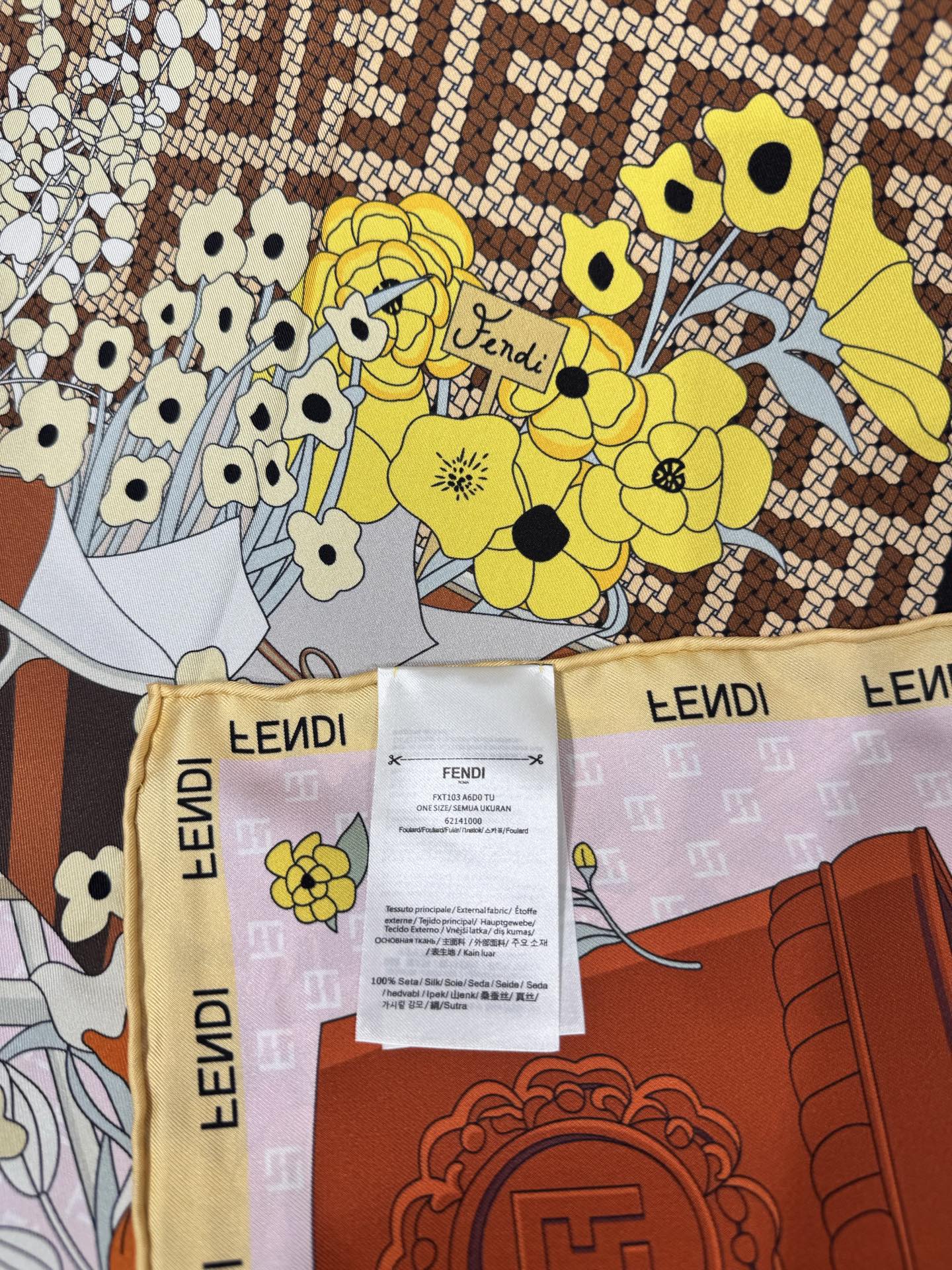Fendi Gardening Foulard Scarf 90x90 White Colorful Silk Twill 204010