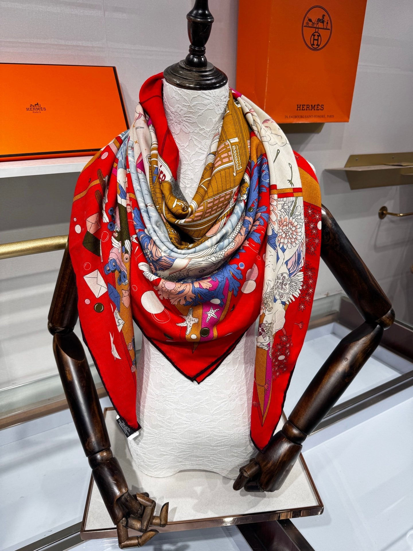 Hermès Flagship Shawl 140x140cm Red Colorful Cashmere Silk 212381