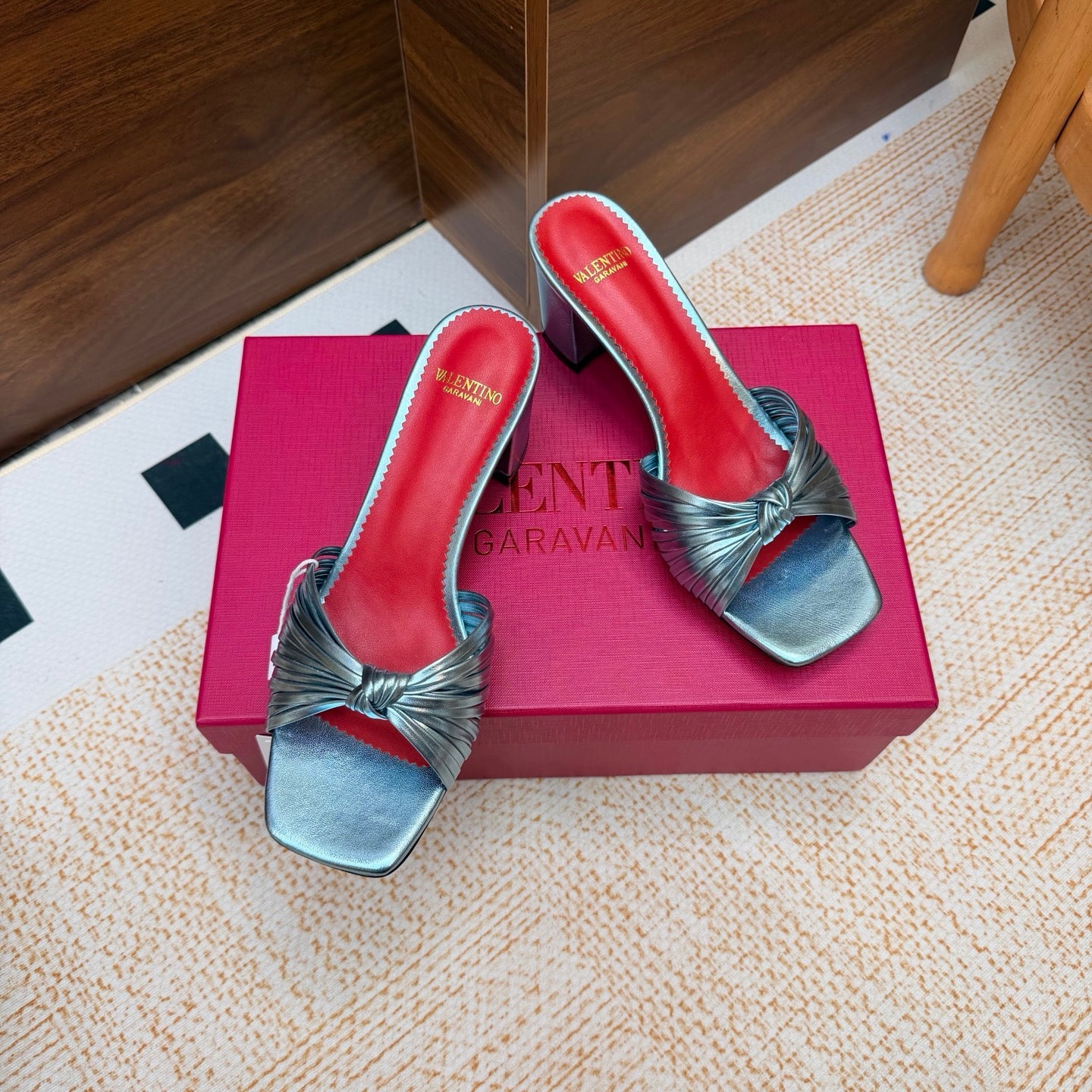 VT 26s Annet Mules 6.5cm Blue Woven Leather 974325