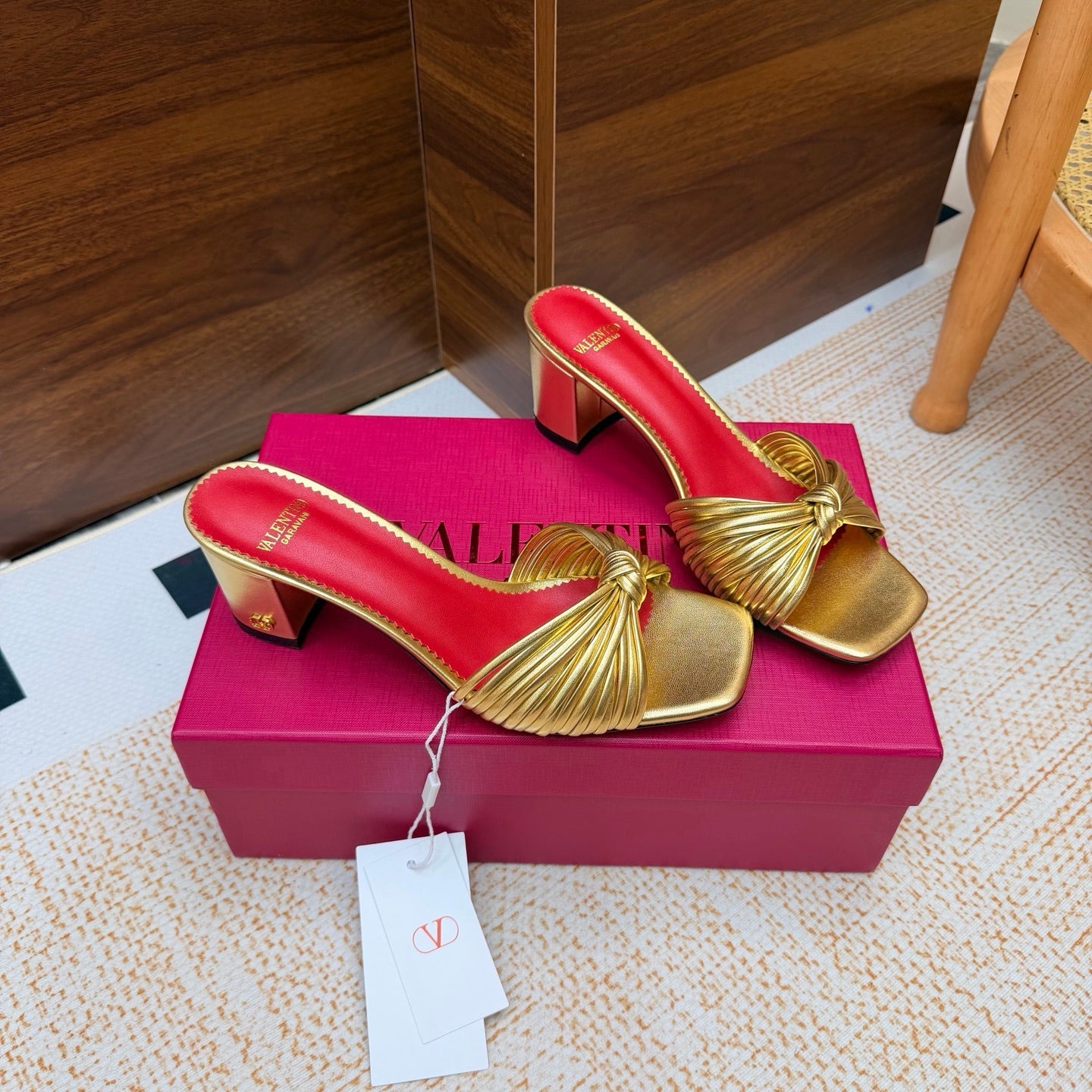 VT 26s Annet Mules 6.5cm Gold Woven Leather 974326
