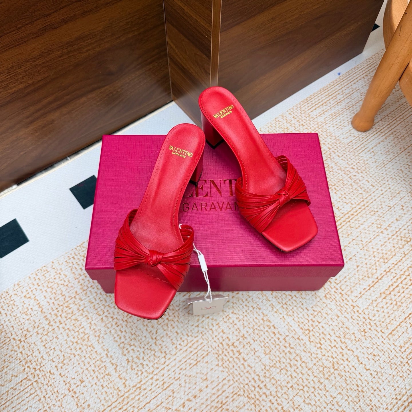 VT 26s Annet Mules 6.5cm Red Woven Leather 974328